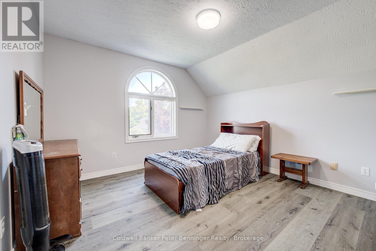 54 Ellen Avenue, Brockton, Ontario  N0G 2V0 - Photo 19 - X13410208