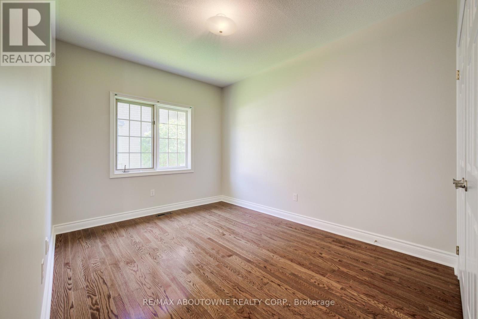 2163 Langtry Drive, Oakville, Ontario  L6M 3J7 - Photo 21 - W13410196