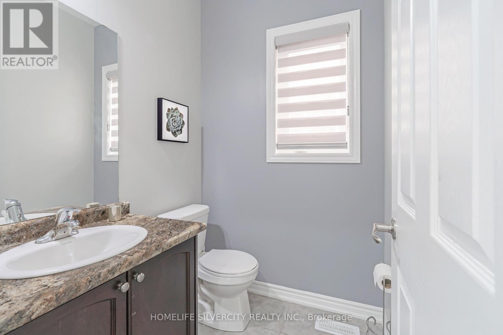 17 Henry Moody Drive, Brampton, Ontario  L7A 5A8 - Photo 9 - W13410200