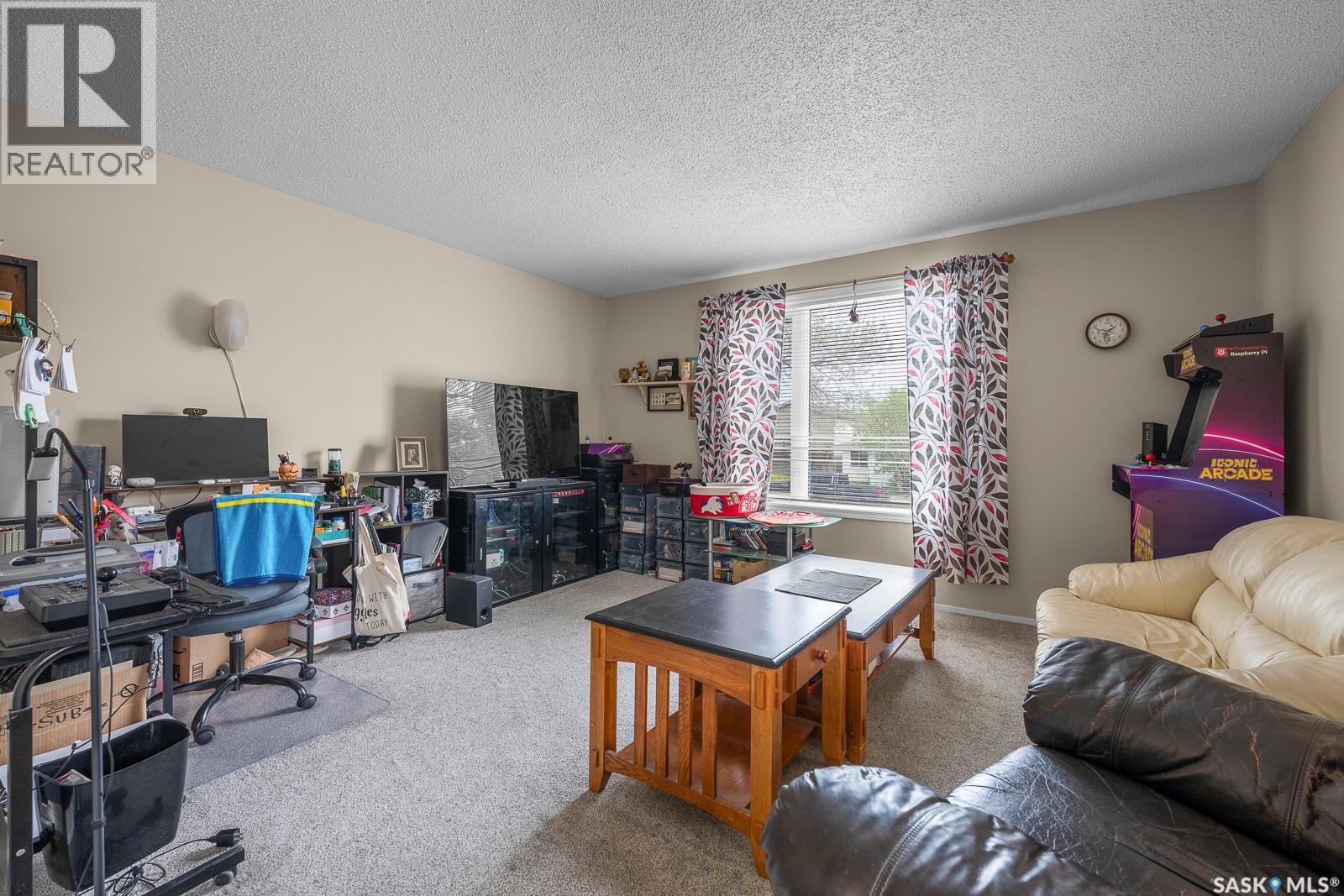 440 Lorne Street, Regina, Saskatchewan  S4R 2J4 - Photo 4 - SK038201