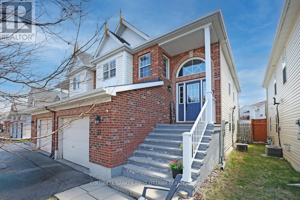 37 Boulder Way, Ottawa, Ontario  K2J 4R5 - Photo 2 - X13410304
