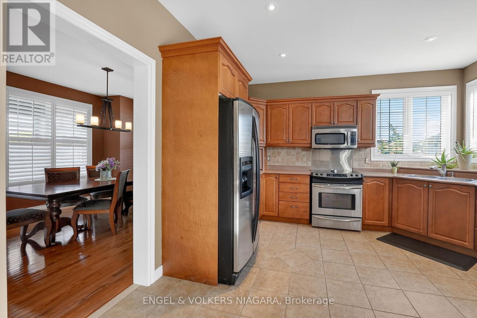 17 Sarah Crescent, West Lincoln, Ontario  L0R 2A0 - Photo 16 - X13410282