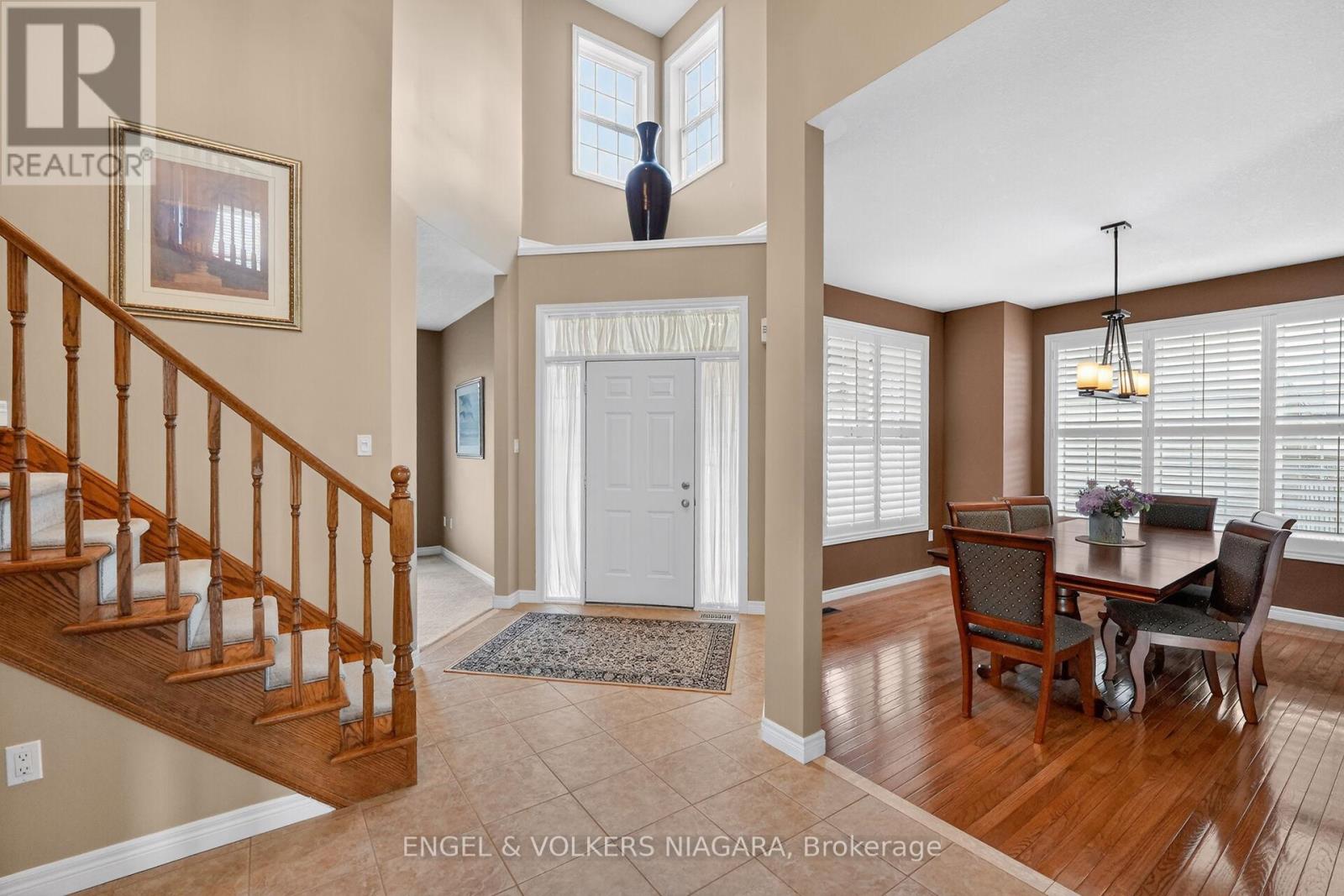17 Sarah Crescent, West Lincoln, Ontario  L0R 2A0 - Photo 7 - X13410282