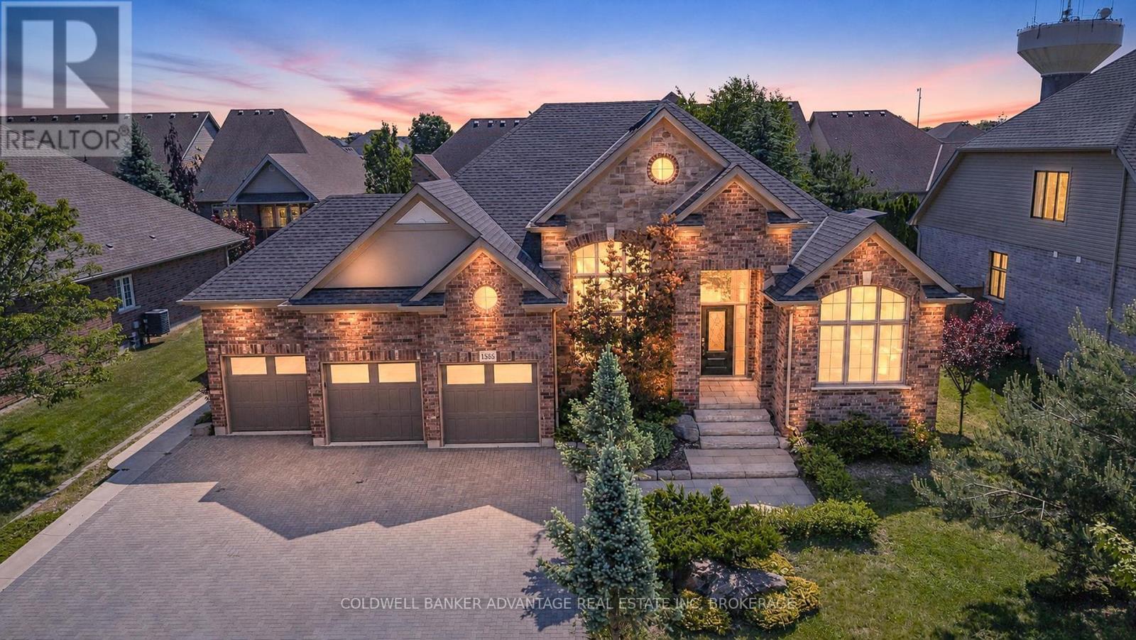 1585 LOOKOUT STREET, Pelham, Ontario