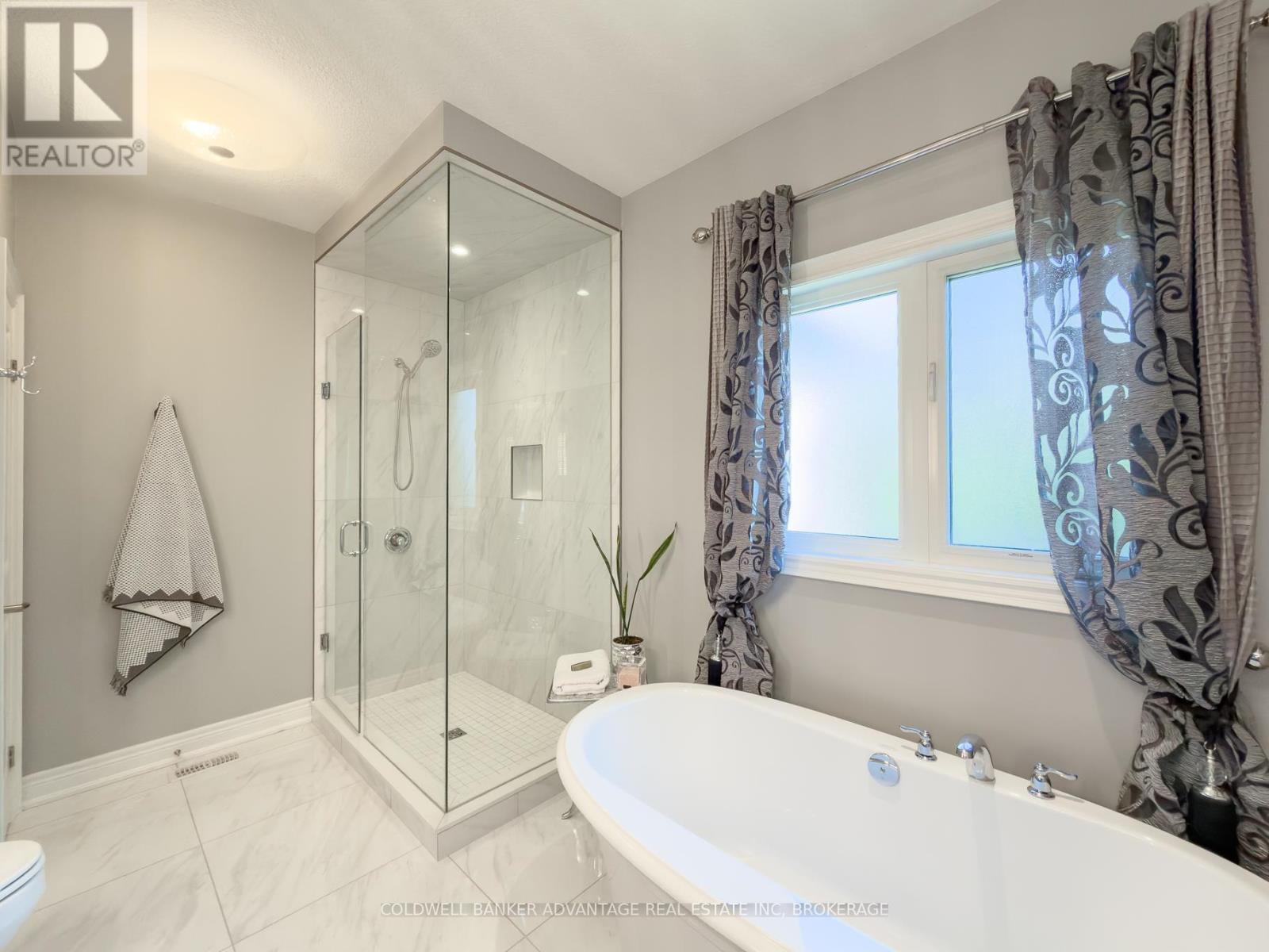 1585 Lookout Street, Pelham, Ontario  L3E 0S3 - Photo 22 - X13410314