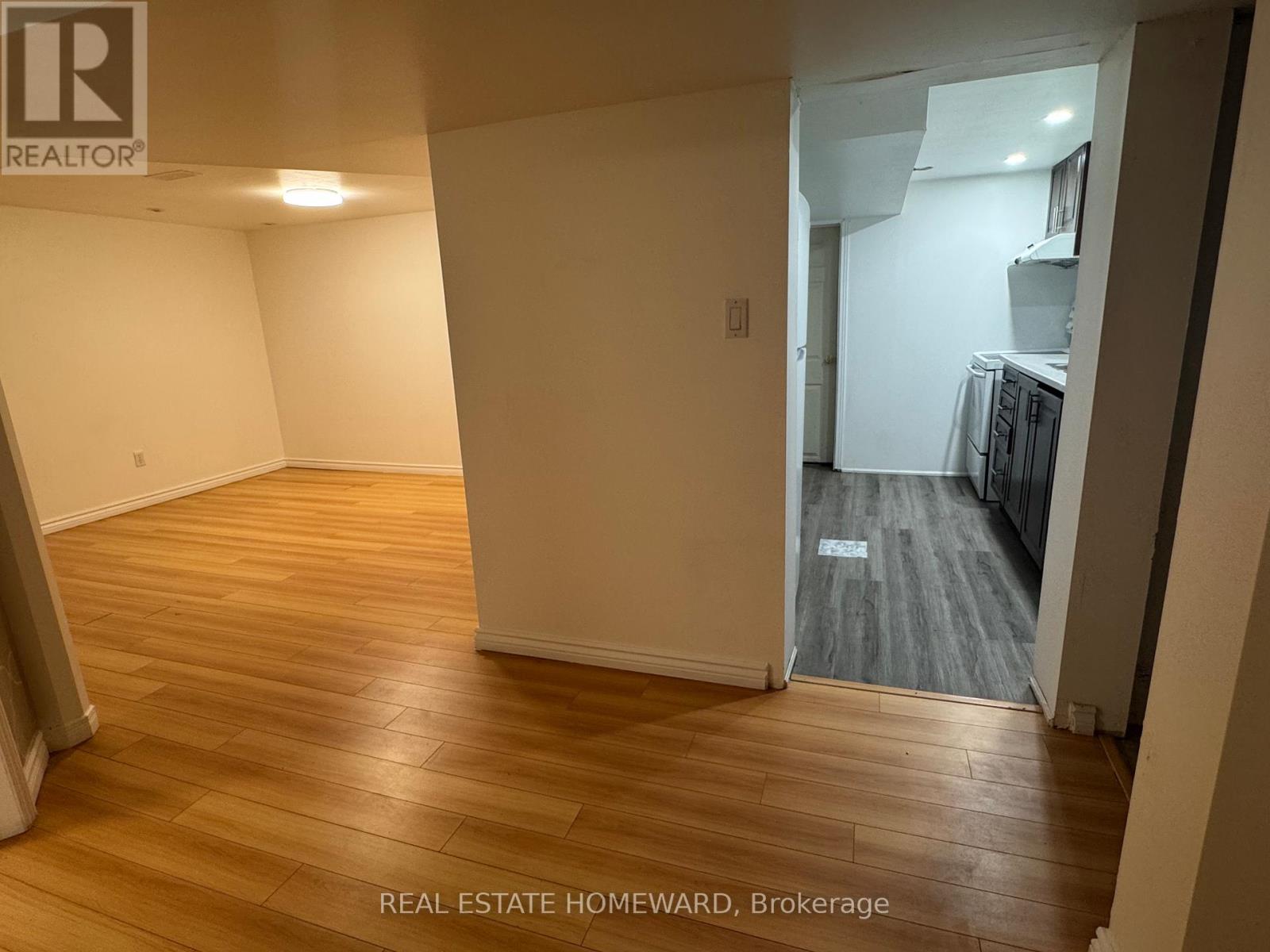 Bsmt - 30 Marchington Circle, Toronto, Ontario  M1R 3M4 - Photo 3 - E12894310