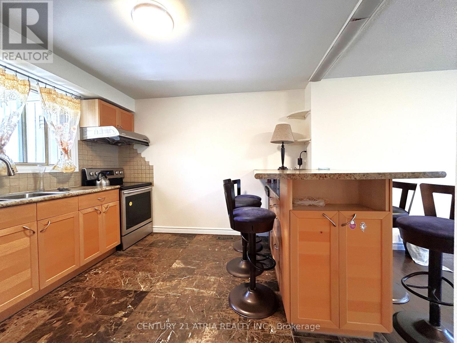19 Yellow Birchway, Toronto, Ontario  M2H 2S9 - Photo 10 - C13410250