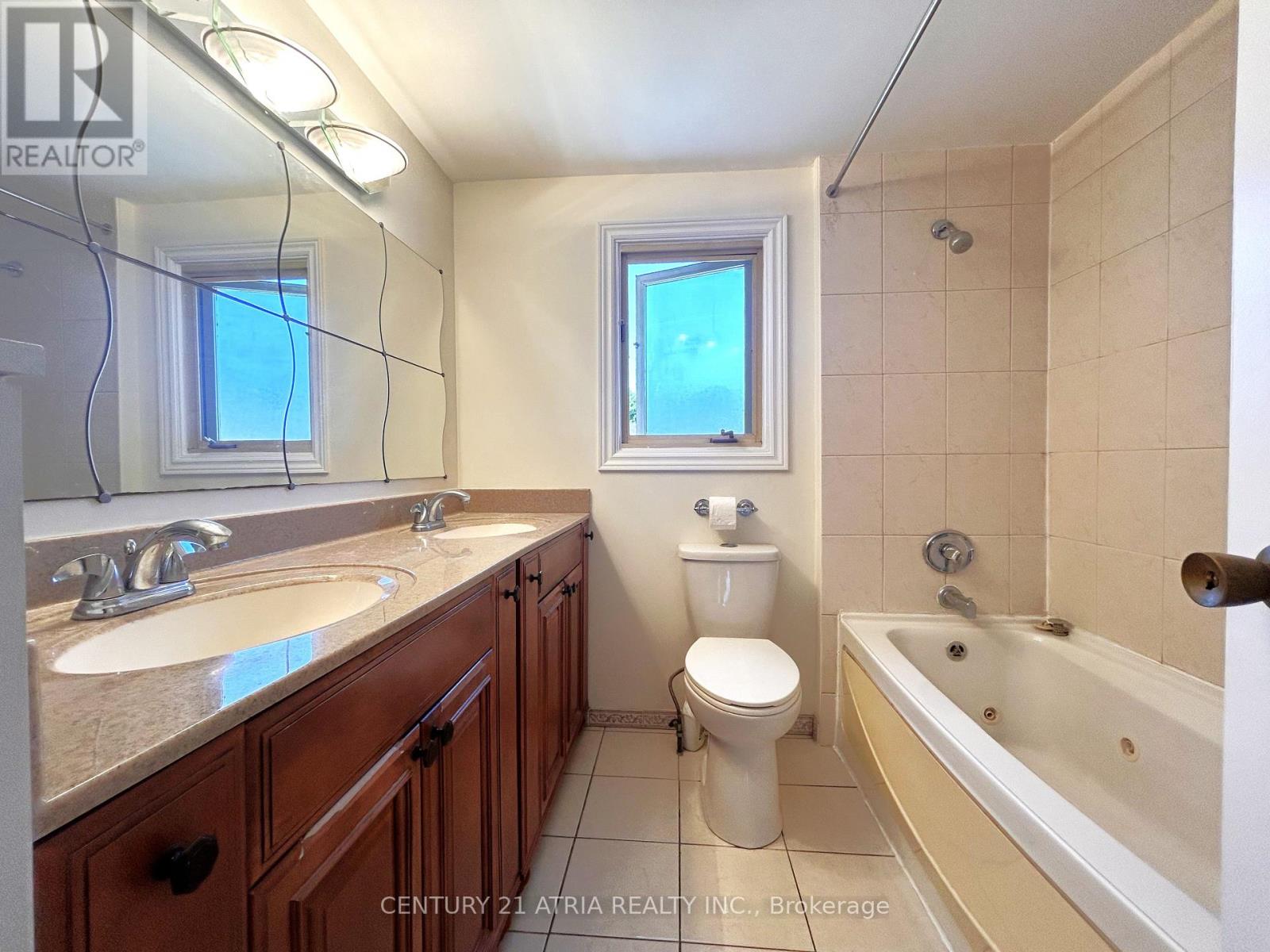 19 Yellow Birchway, Toronto, Ontario  M2H 2S9 - Photo 19 - C13410250