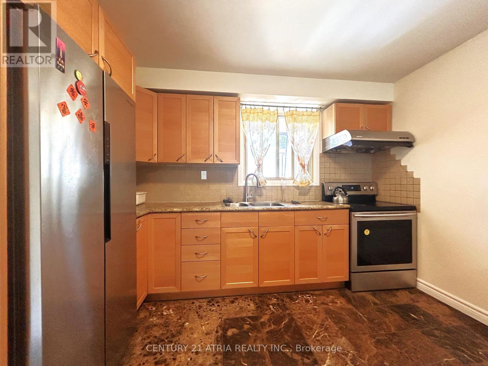19 Yellow Birchway, Toronto, Ontario  M2H 2S9 - Photo 8 - C13410250