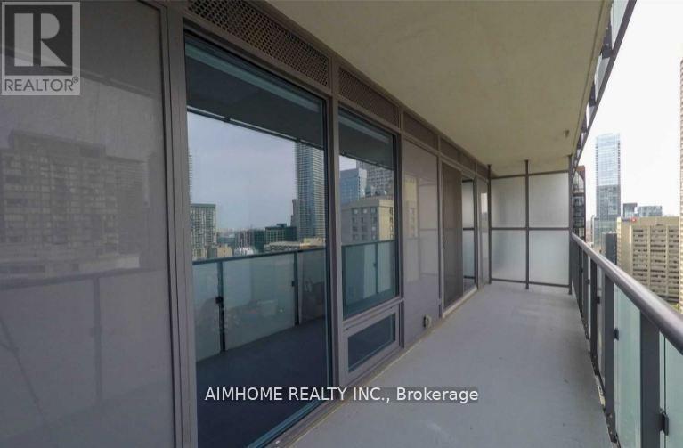 1811 - 65 St Mary Street, Toronto, Ontario  M5S 0A6 - Photo 11 - C13410274