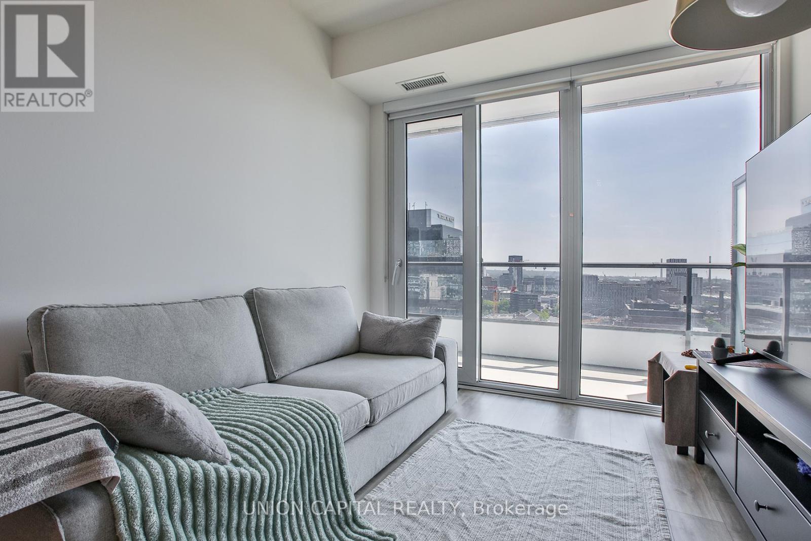 1806e - 70 Princess Street, Toronto, Ontario  M5A 0X6 - Photo 9 - C13410300