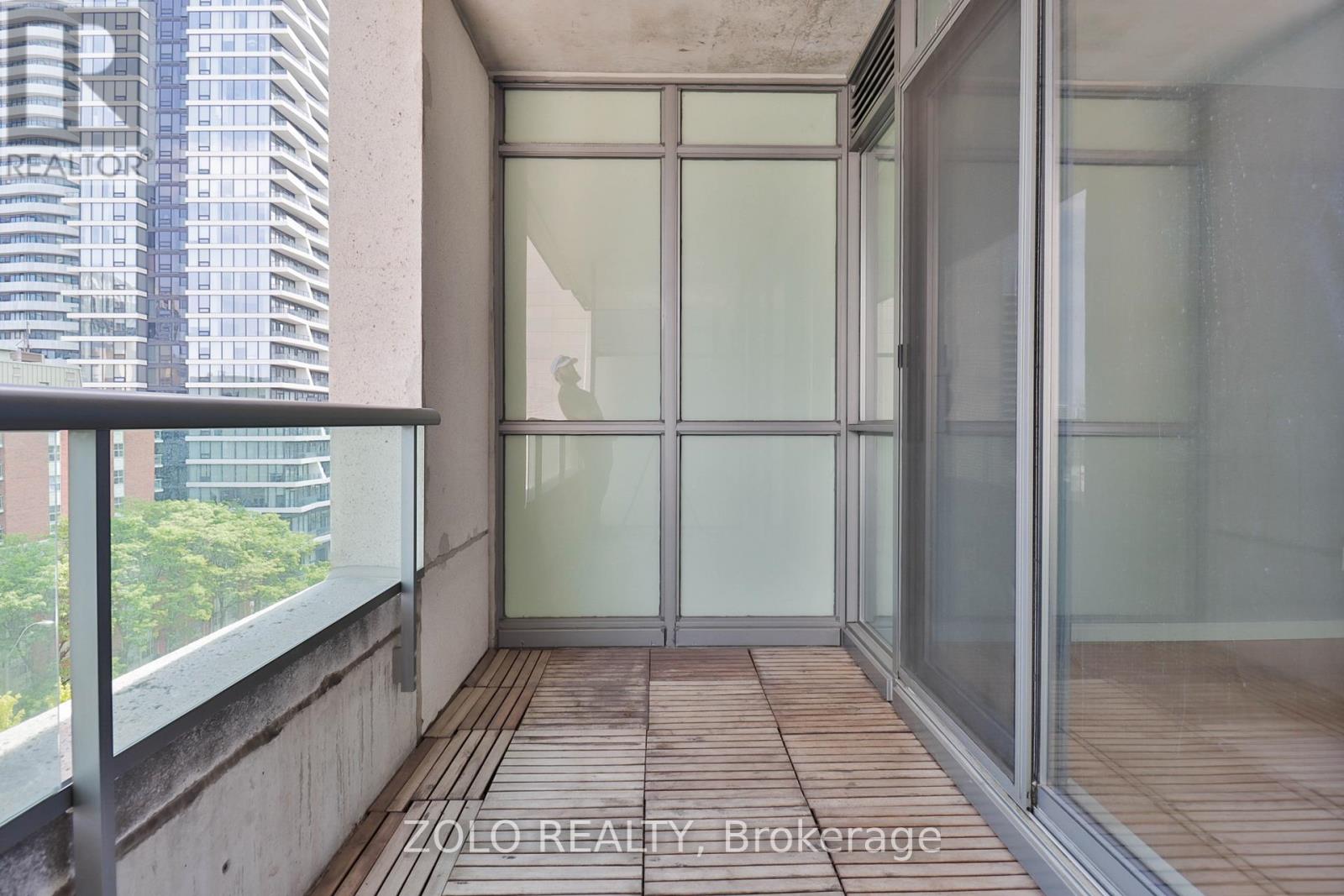 709 - 285 Mutual Street, Toronto, Ontario  M4Y 3C5 - Photo 20 - C13410342