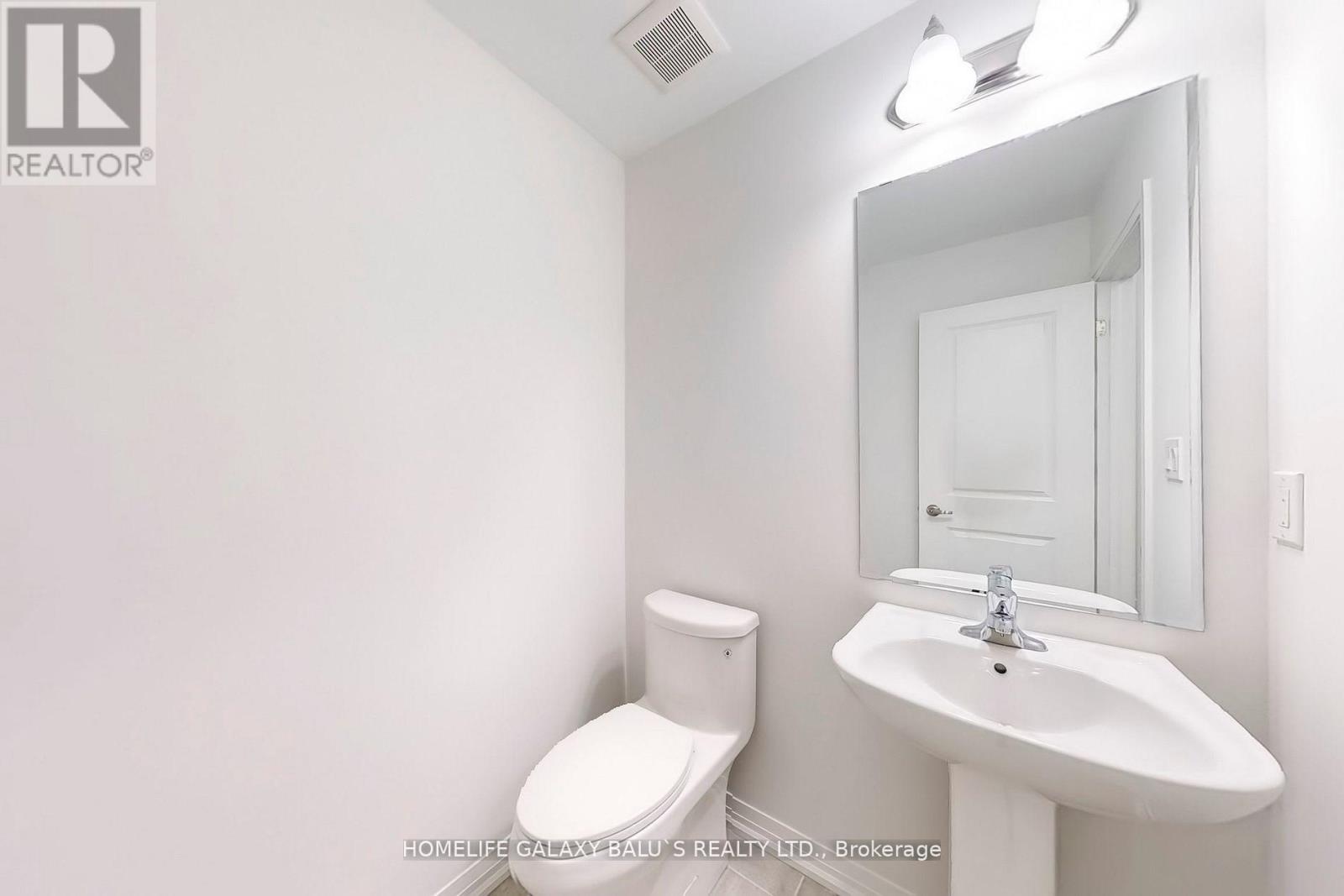 2940 Nakina Street, Pickering, Ontario  L1X 0P7 - Photo 17 - E13410278