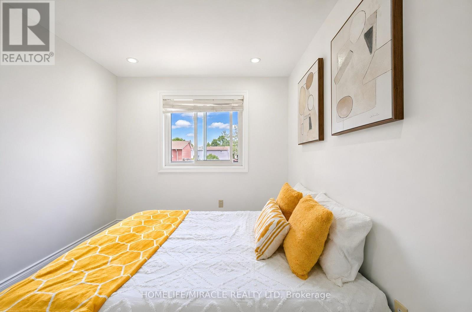 7 Greenhills Square, Brampton, Ontario  L6S 2J4 - Photo 24 - W13276302