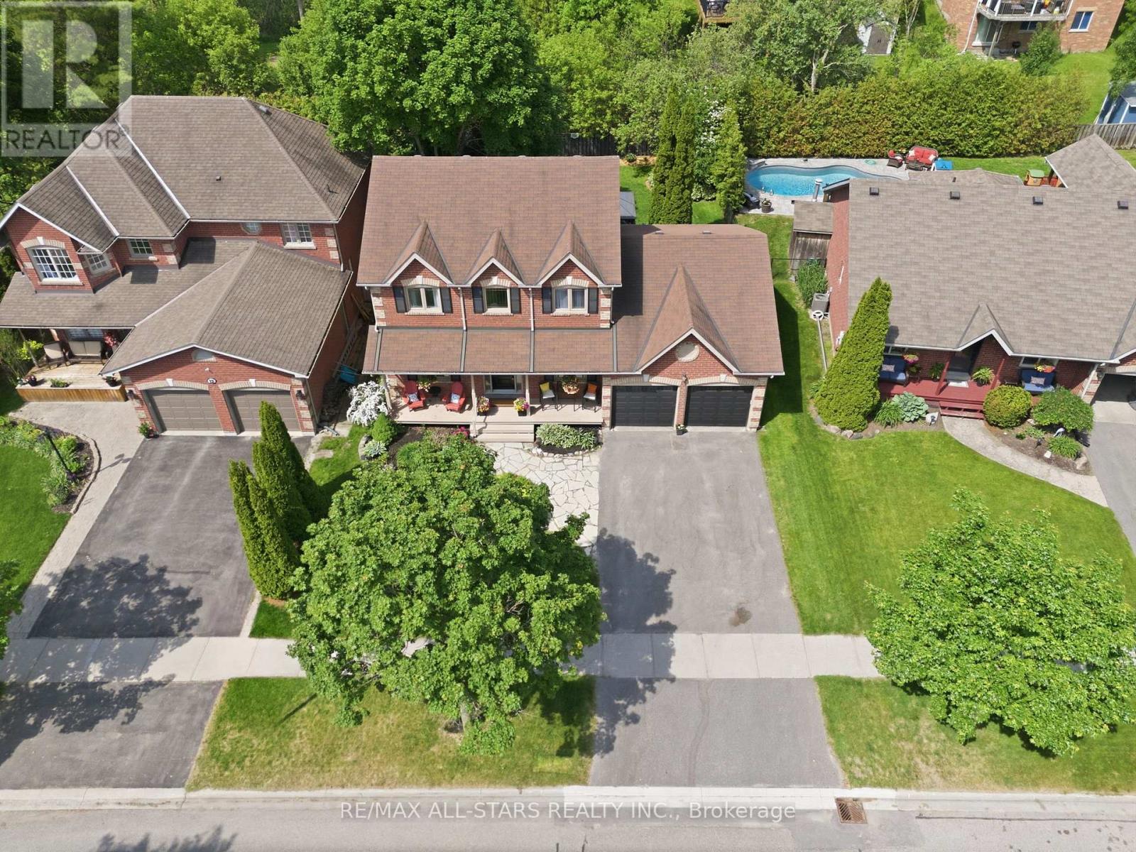 10 Forsythe Drive, Uxbridge, Ontario  L9P 1V7 - Photo 2 - N13410236