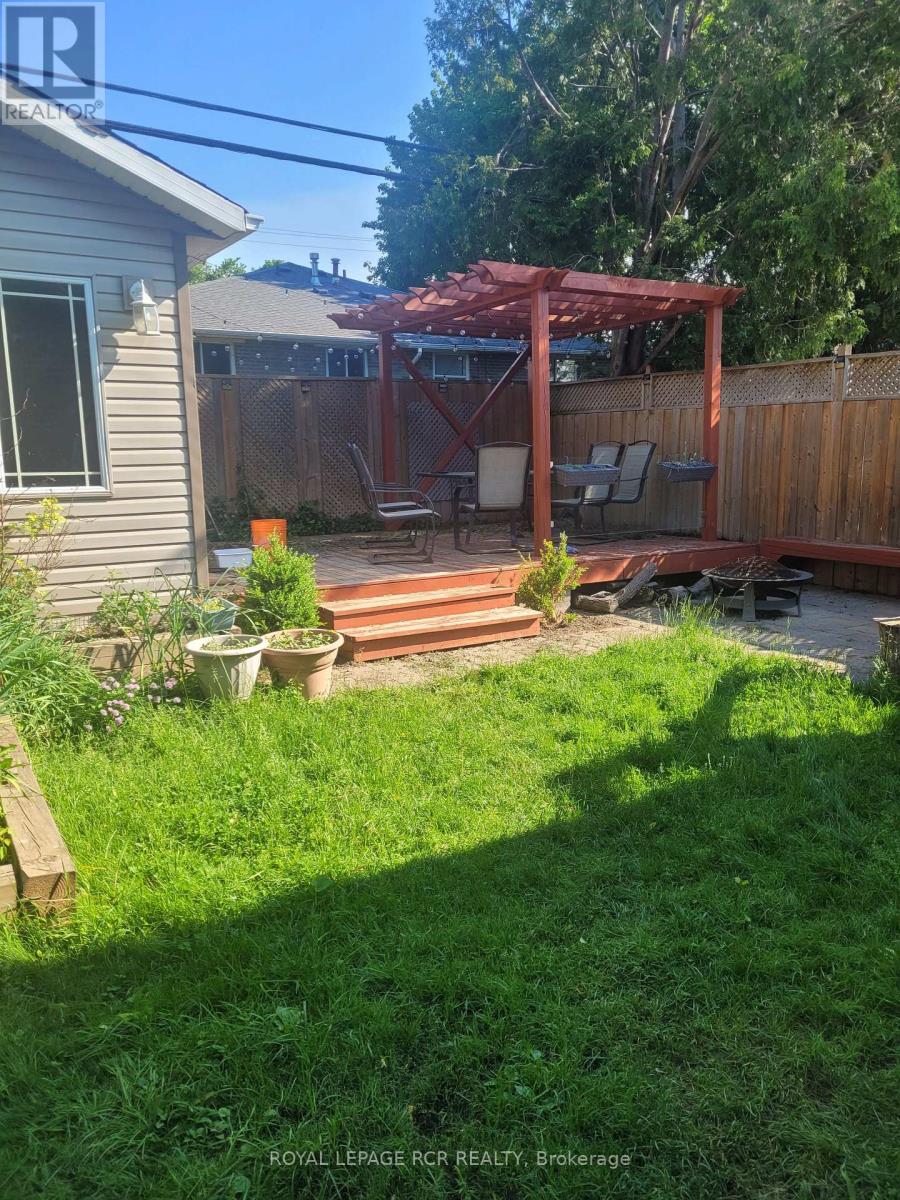 187 Septonne Avenue, Newmarket, Ontario  L3Y 2W5 - Photo 12 - N13410264