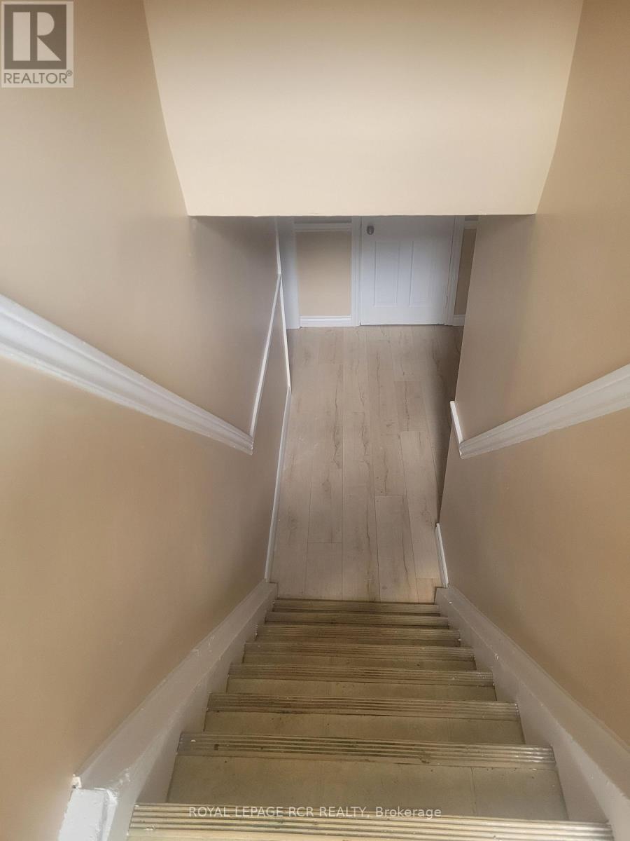 187 Septonne Avenue, Newmarket, Ontario  L3Y 2W5 - Photo 3 - N13410264