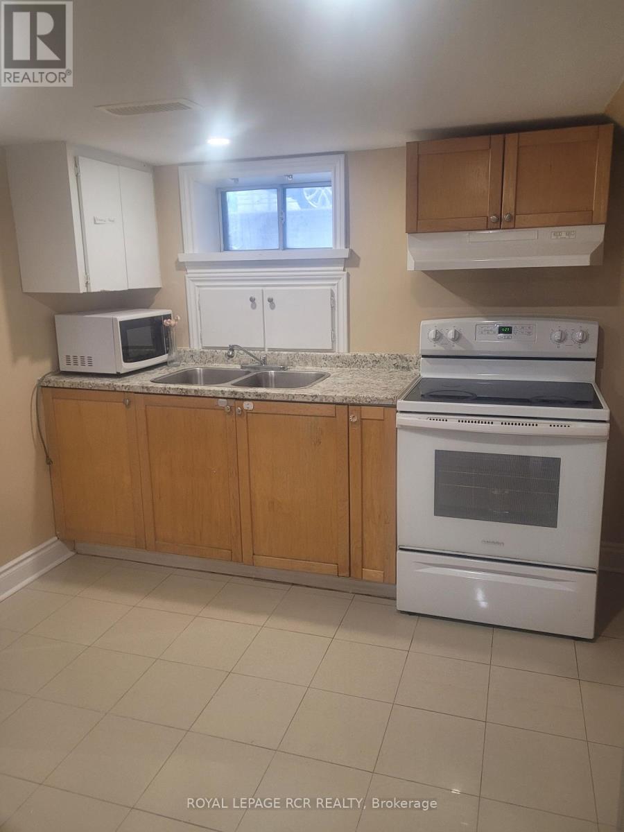 187 Septonne Avenue, Newmarket, Ontario  L3Y 2W5 - Photo 6 - N13410264