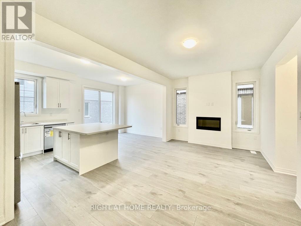 68 West Oak Trail, Barrie, Ontario  L9J 0K8 - Photo 6 - S13410294