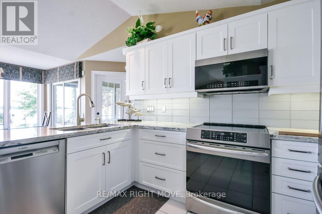 683 Glen Crescent, Orillia, Ontario  L3V 6R2 - Photo 11 - S13410298