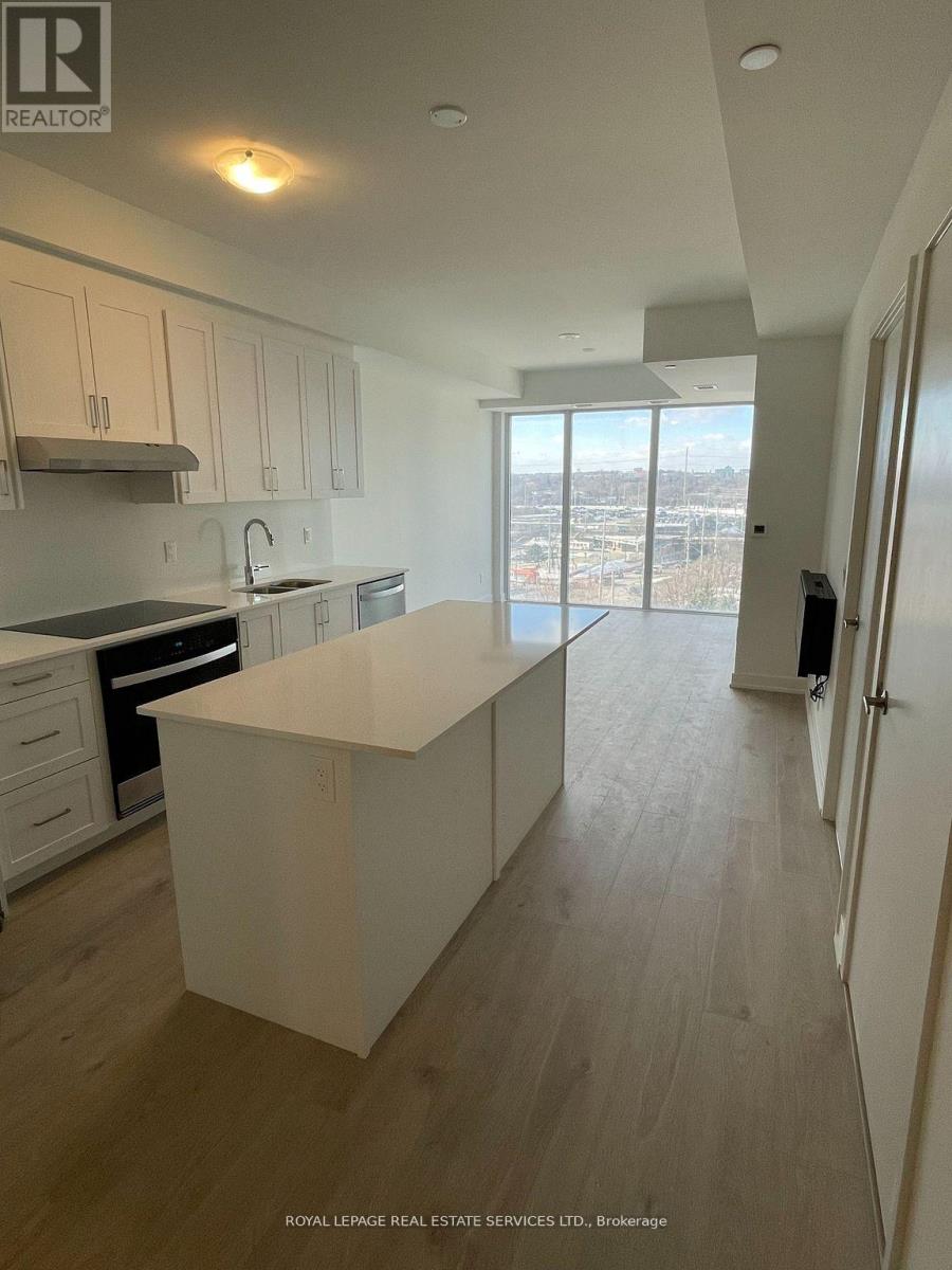 801 - 1035 Southdown Road, Mississauga, Ontario  L5J 0A2 - Photo 2 - W13410266