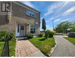 15 - 25 GOSFORD BOULEVARD, Toronto, Ontario