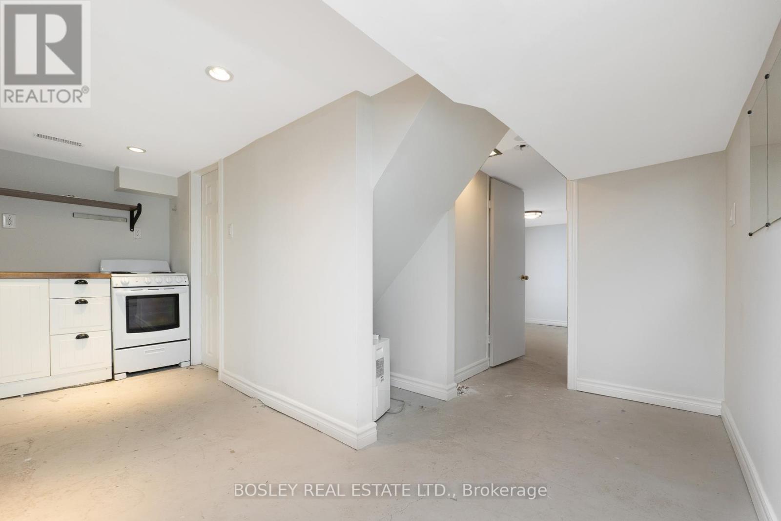 Bsmt - 16 Hallam Street, Toronto, Ontario  M6G 1W2 - Photo 11 - W13410312