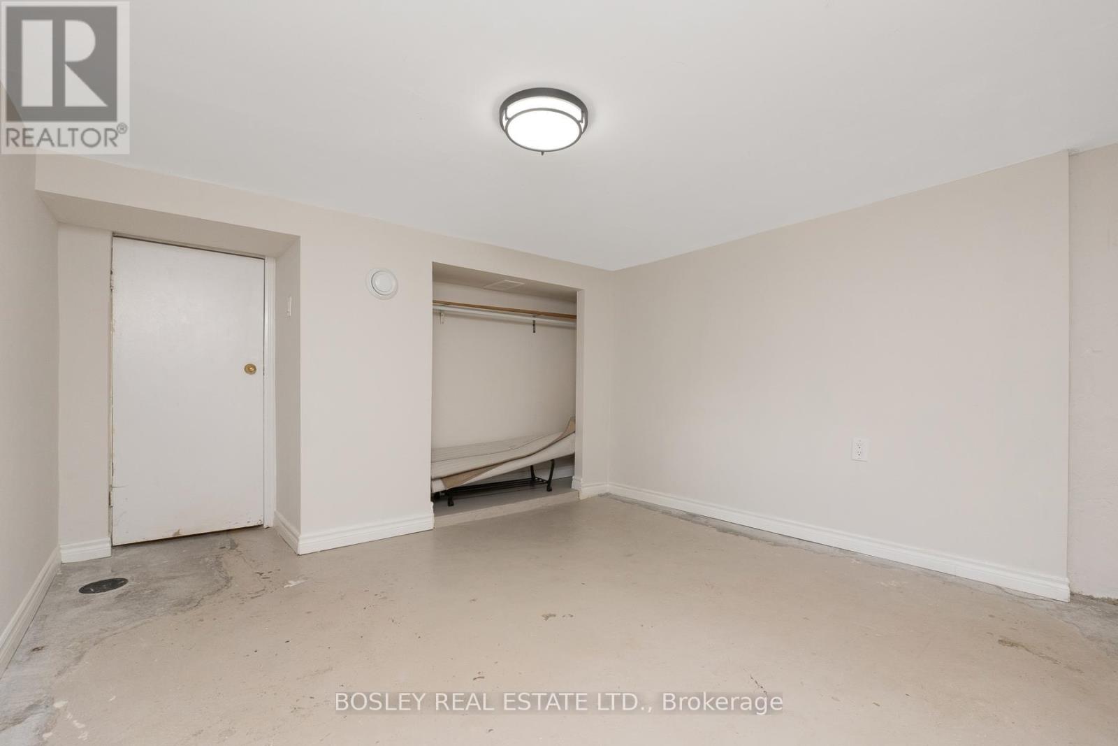 Bsmt - 16 Hallam Street, Toronto, Ontario  M6G 1W2 - Photo 18 - W13410312