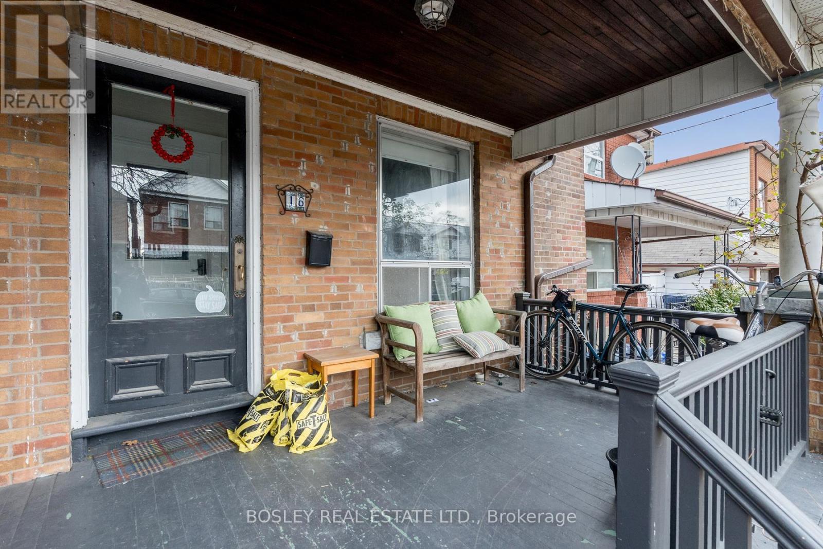 Bsmt - 16 Hallam Street, Toronto, Ontario  M6G 1W2 - Photo 3 - W13410312