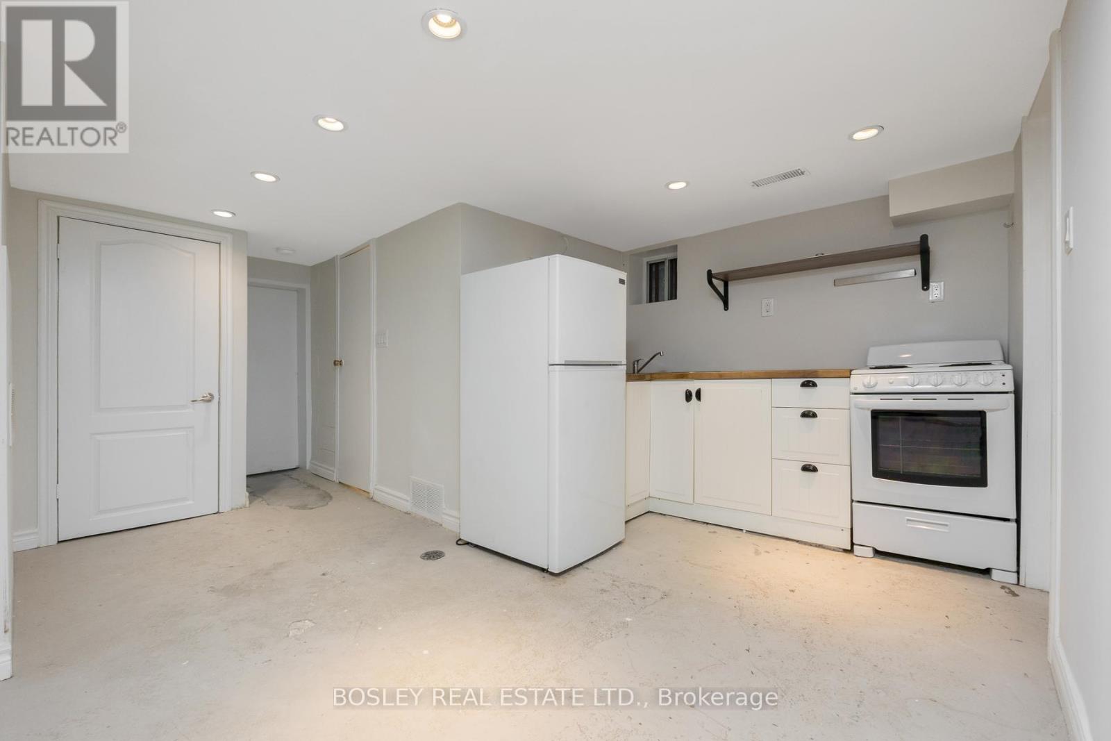 Bsmt - 16 Hallam Street, Toronto, Ontario  M6G 1W2 - Photo 5 - W13410312
