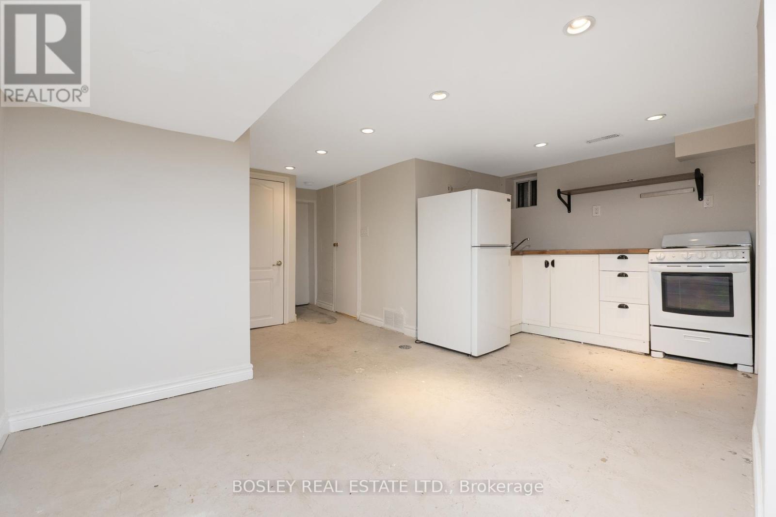 Bsmt - 16 Hallam Street, Toronto, Ontario  M6G 1W2 - Photo 7 - W13410312