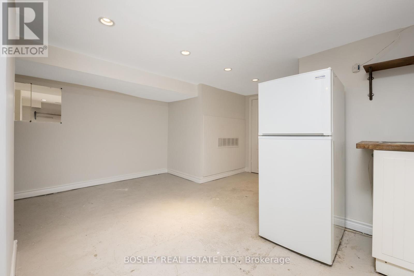 Bsmt - 16 Hallam Street, Toronto, Ontario  M6G 1W2 - Photo 8 - W13410312