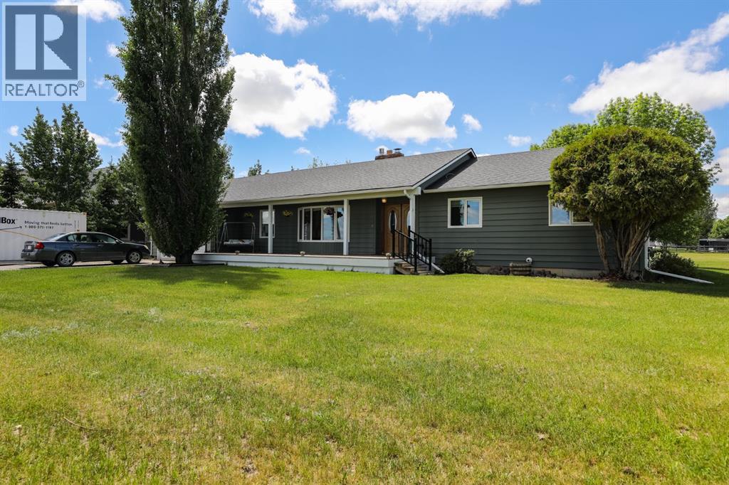 54 N 4 Street E, Magrath, Alberta  T0K 1J0 - Photo 2 - A2317748