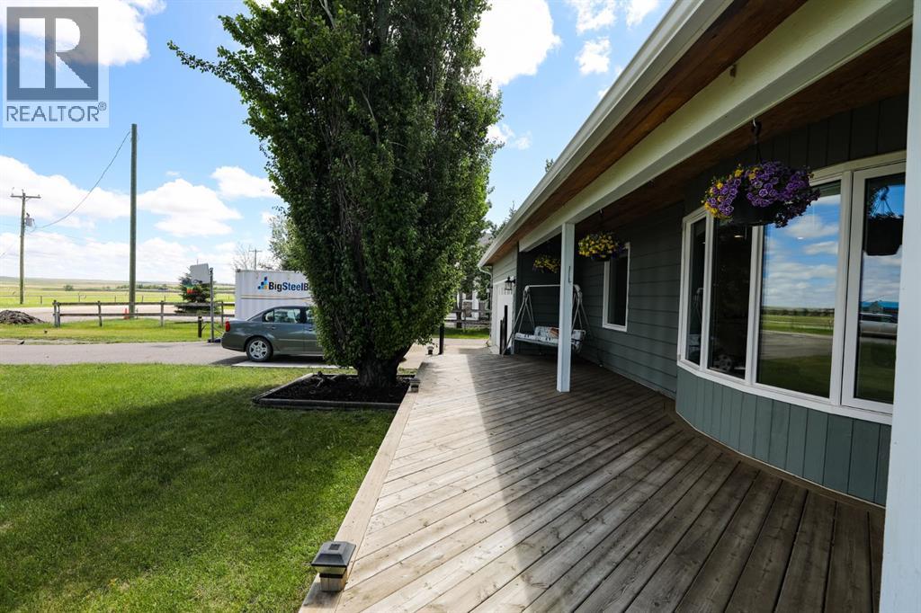 54 N 4 Street E, Magrath, Alberta  T0K 1J0 - Photo 4 - A2317748