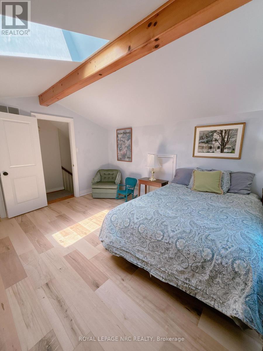 7 Christopher Street, Niagara-On-The-Lake, Ontario  L0S 1J0 - Photo 32 - X12915098