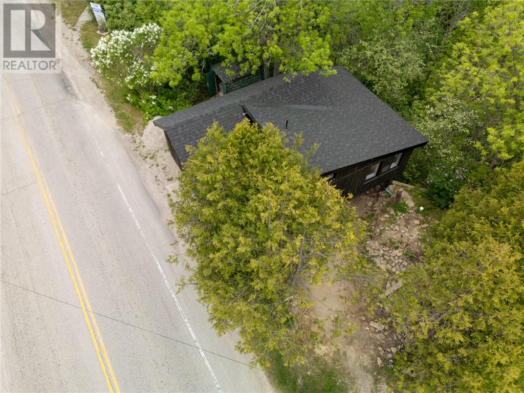 66 Main, Kagawong, Ontario  P0P 1J0 - Photo 4 - 2128195