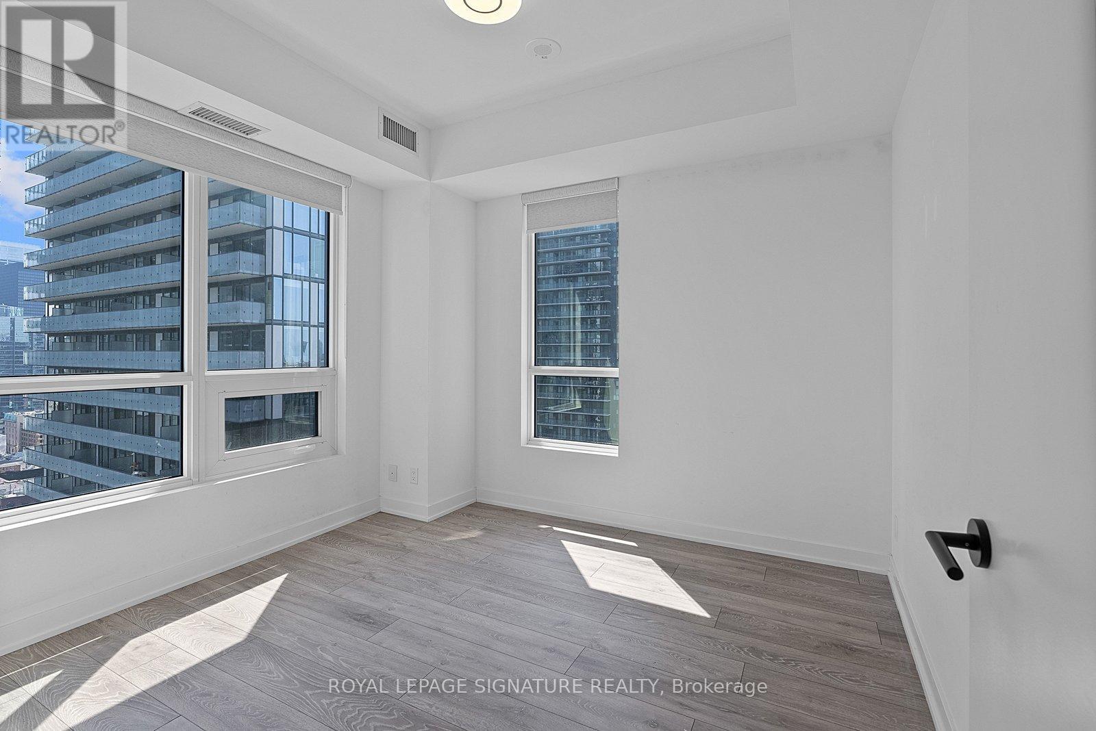 2605 - 108 Peter Street, Toronto, Ontario  M5V 0W2 - Photo 14 - C13410358