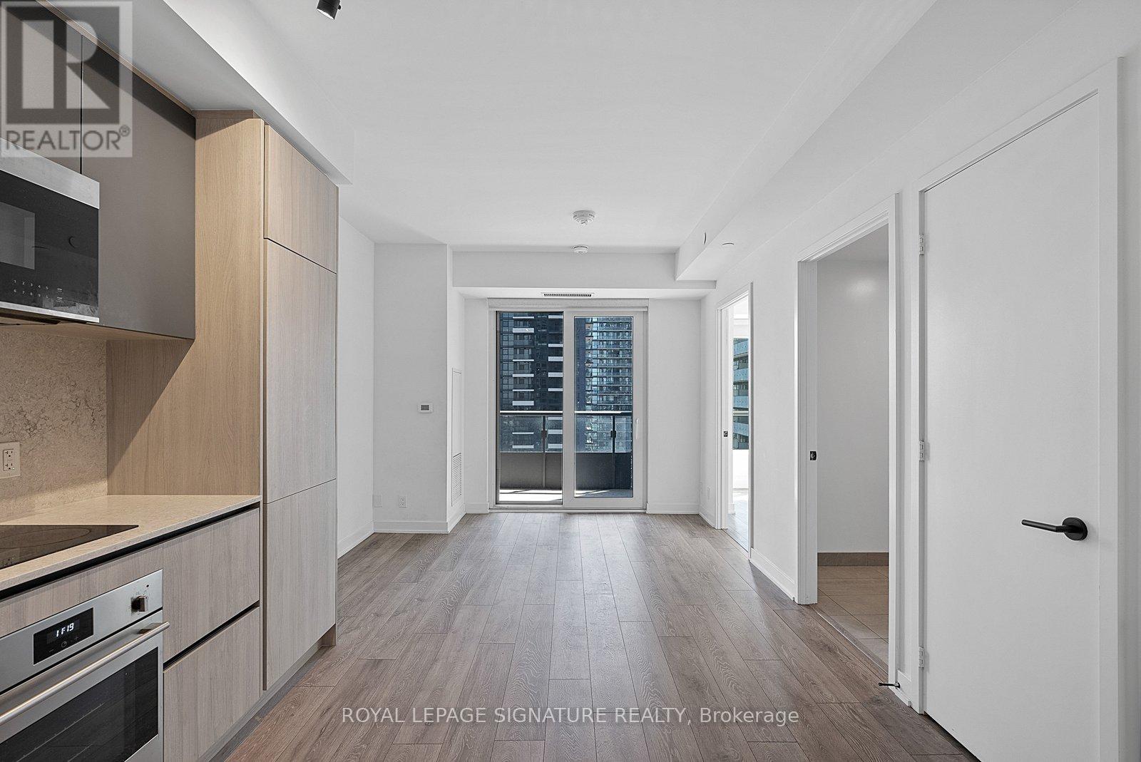 2605 - 108 Peter Street, Toronto, Ontario  M5V 0W2 - Photo 5 - C13410358