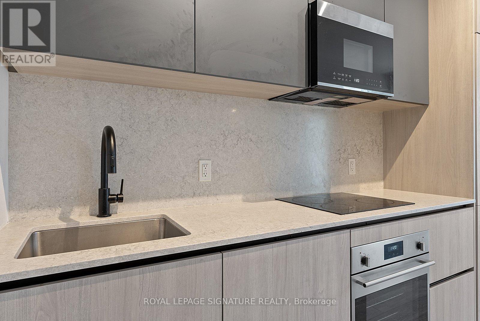 2605 - 108 Peter Street, Toronto, Ontario  M5V 0W2 - Photo 9 - C13410358