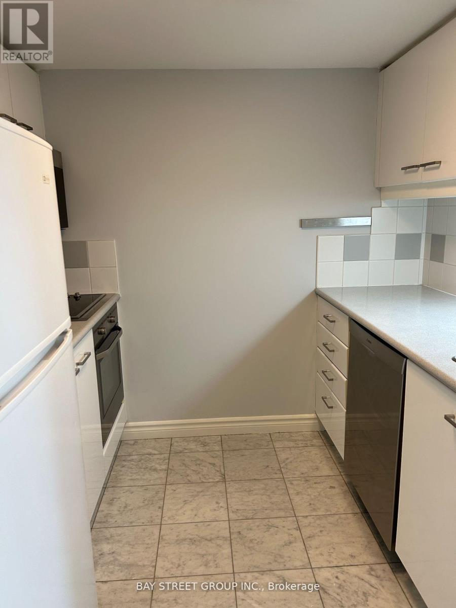 2200 - 38 Elm Street, Toronto, Ontario  M5G 2K5 - Photo 7 - C13410384