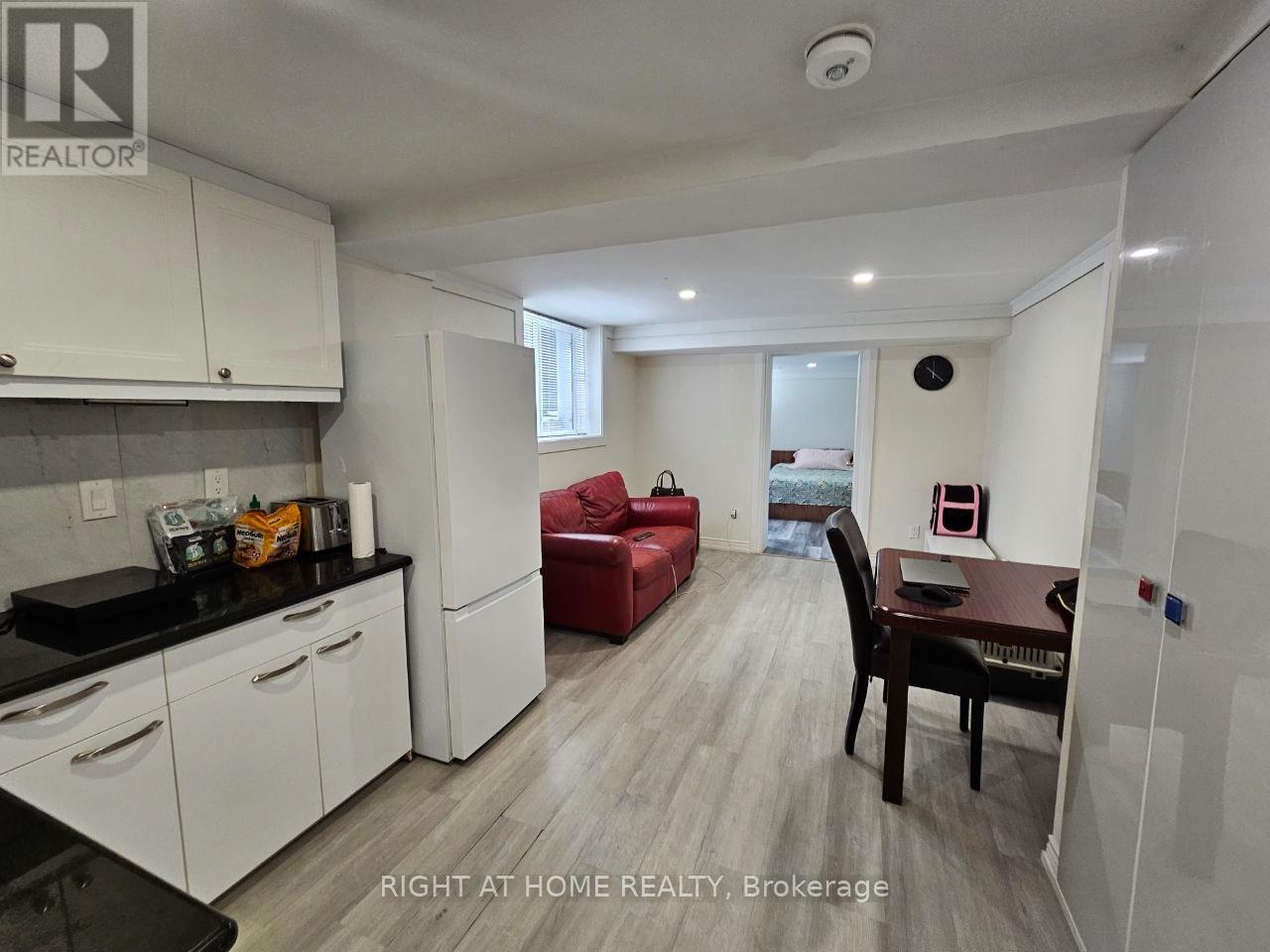 Basement #2 - 55 Dallas Road, Toronto, Ontario  M2R 2J3 - Photo 16 - C13232988