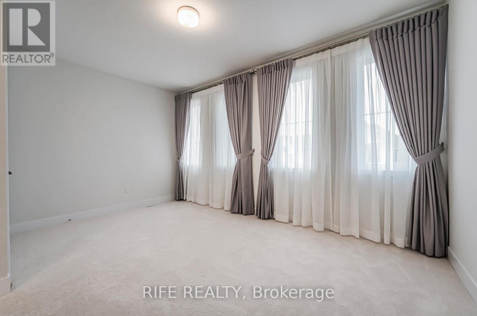 177 Sikura Circle, Aurora, Ontario  L4G 3Z1 - Photo 31 - N13410366