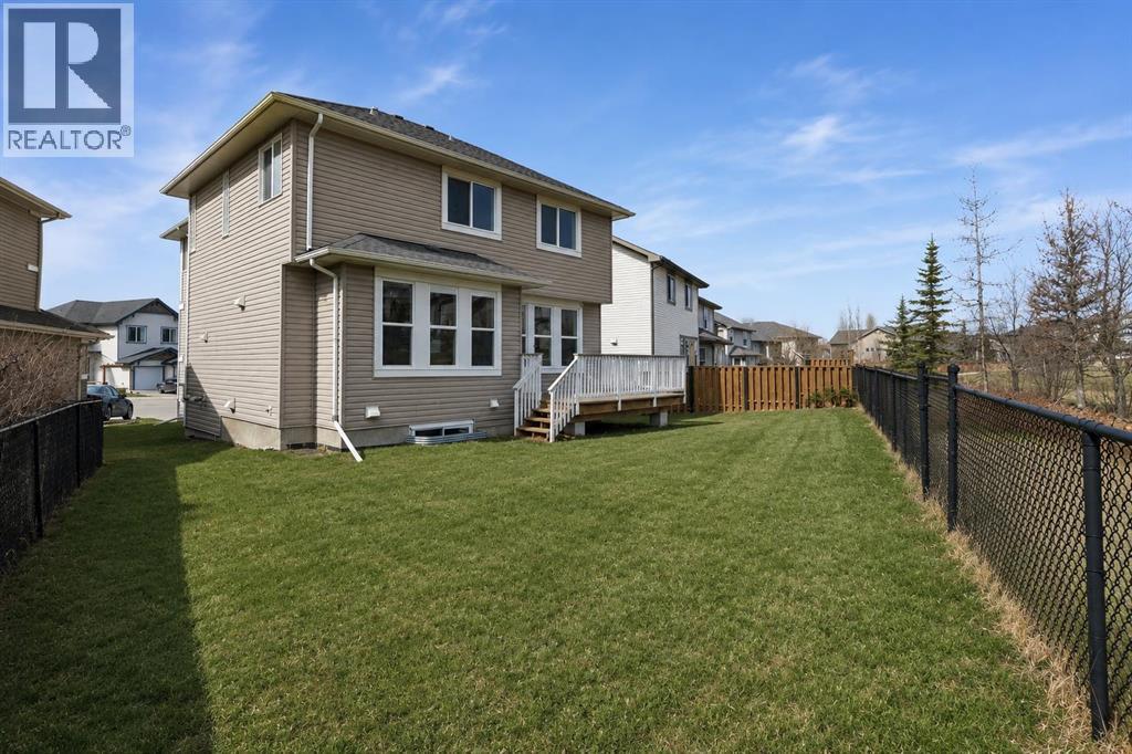 161 Heritage Bay, Cochrane, Alberta  T4C 0L5 - Photo 33 - A2305909