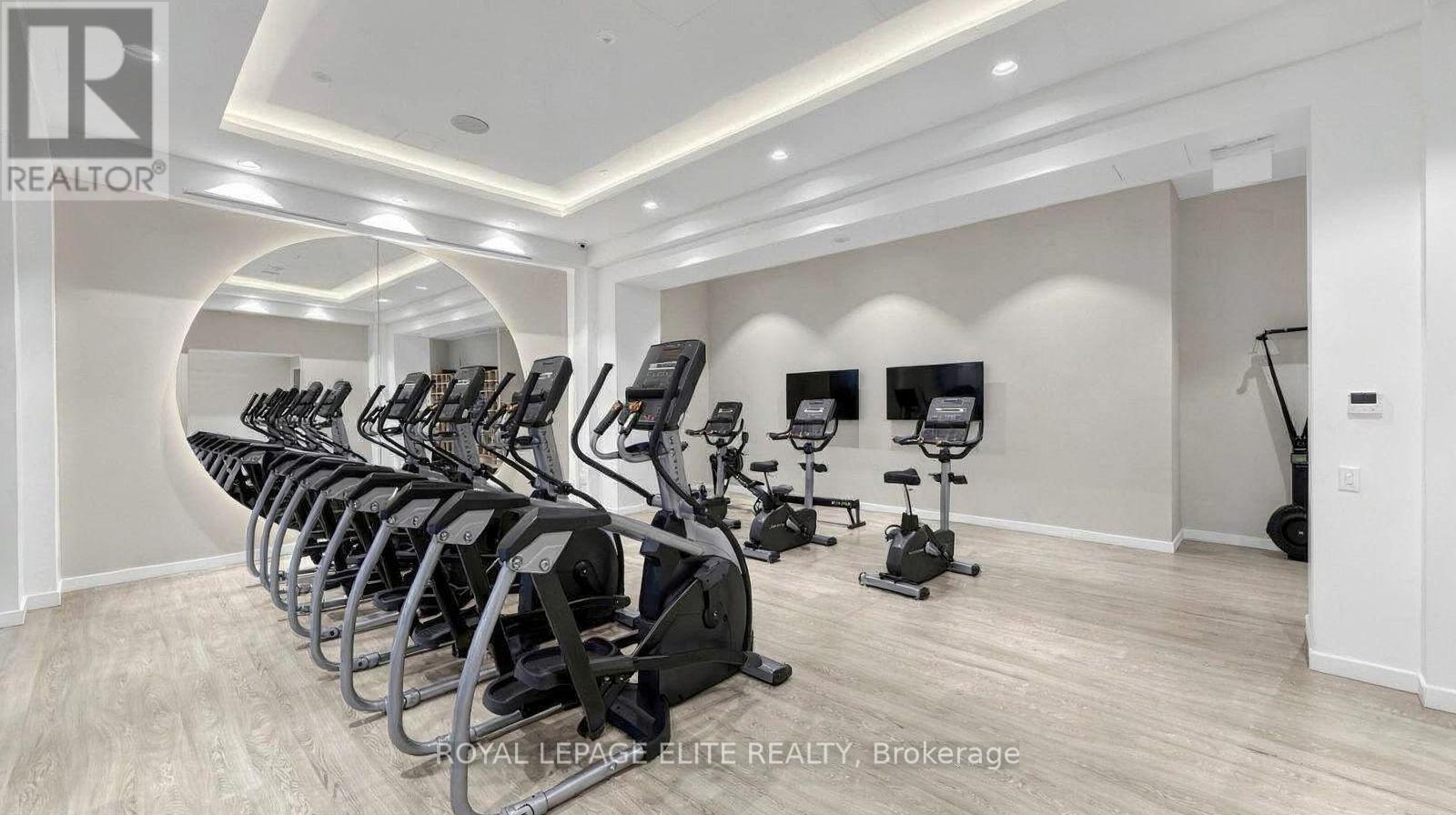 212 - 3009 Novar Road, Mississauga, Ontario  L5B 0P9 - Photo 2 - W13410350