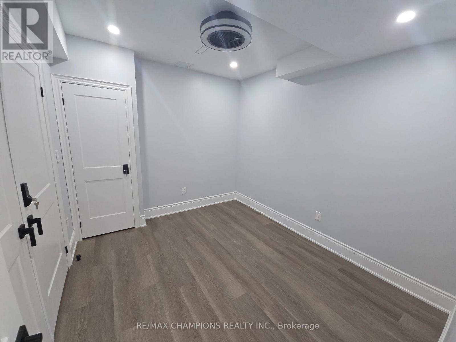 2 Blue Silo Way, Brampton, Ontario  L6X 5P5 - Photo 5 - W13410362
