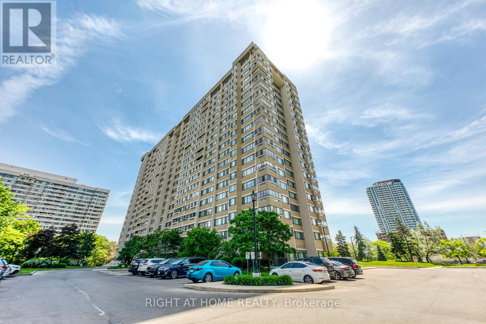 607 - 50 ELM DRIVE E, Mississauga, Ontario