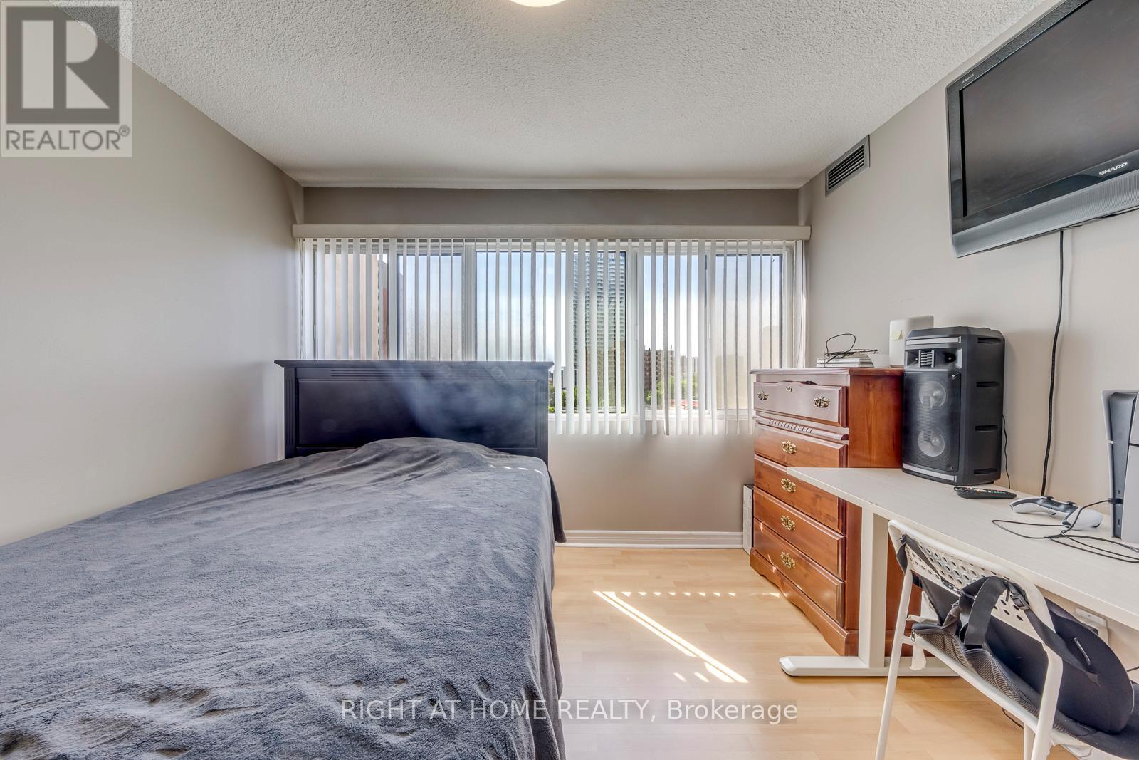 607 - 50 Elm Drive E, Mississauga, Ontario  L5A 3X2 - Photo 30 - W13410392