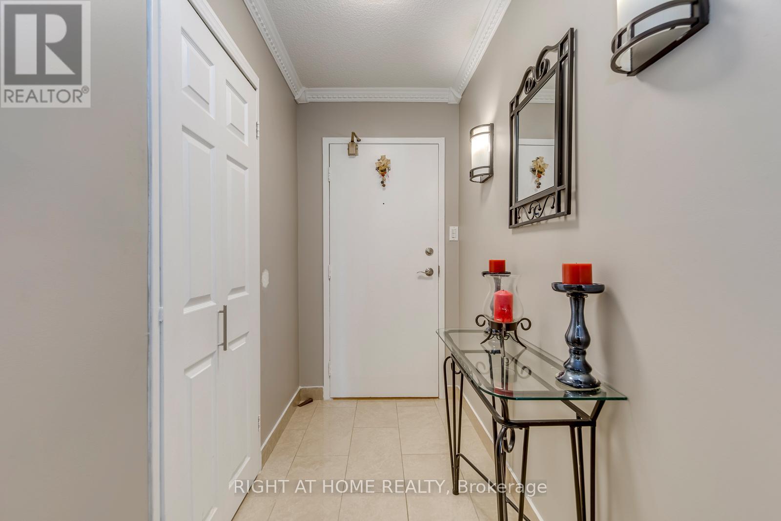 607 - 50 Elm Drive E, Mississauga, Ontario  L5A 3X2 - Photo 7 - W13410392