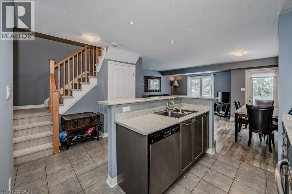 55 Laughland Lane, Guelph, Ontario N1L 0C9 - Photo 14 - 40836878