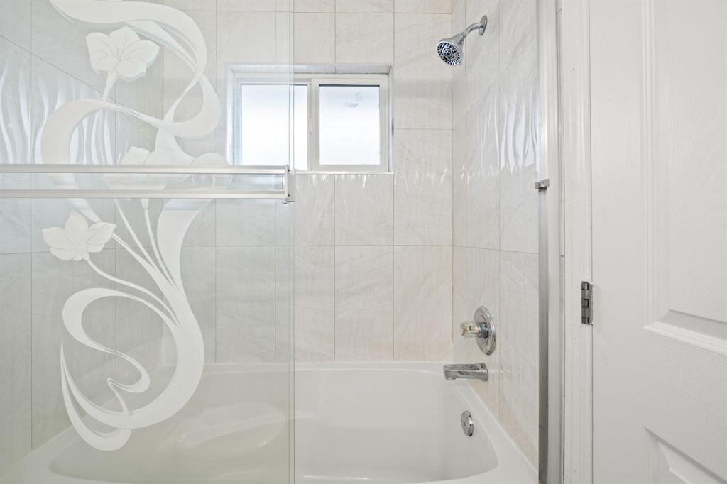 31449 Legacy Court, Abbotsford, British Columbia  V2T 6W5 - Photo 21 - R3132386